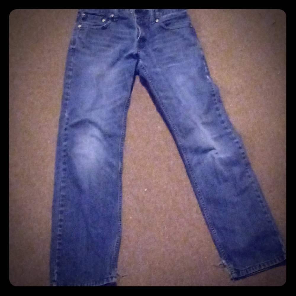 Levis